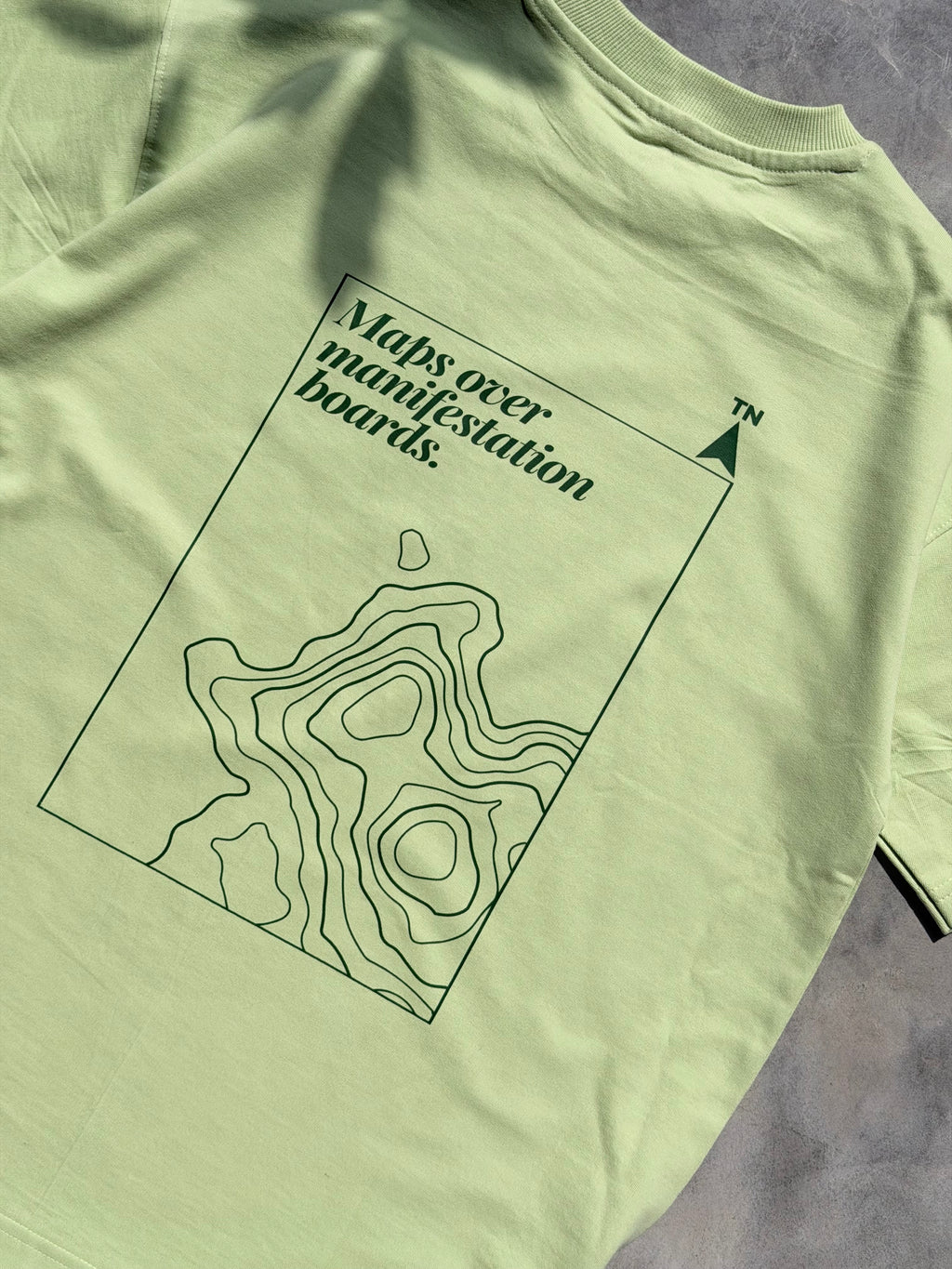 Maps over manifestation - Travel Tee Edition